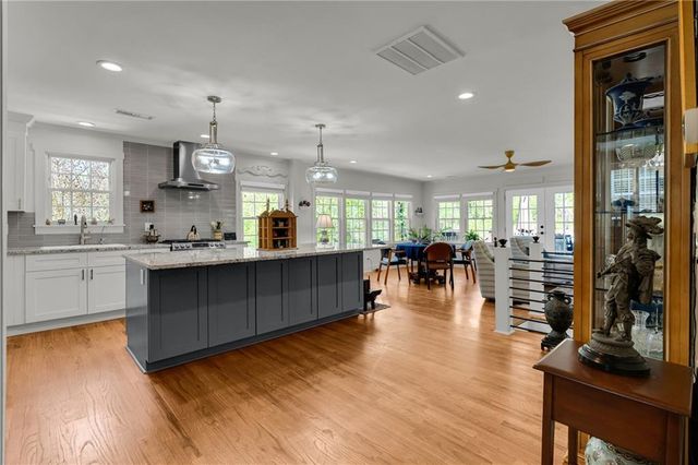 2035 Beecher Rd, Atlanta, GA 30311