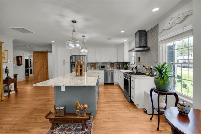 2035 Beecher Rd, Atlanta, GA 30311