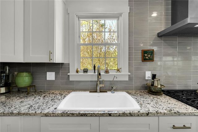 2035 Beecher Rd, Atlanta, GA 30311