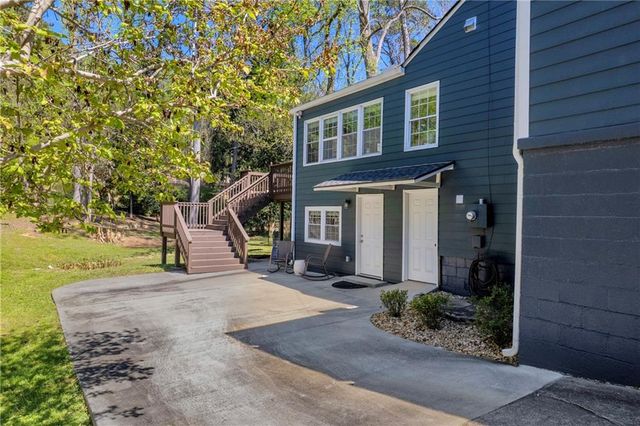 2035 Beecher Rd, Atlanta, GA 30311