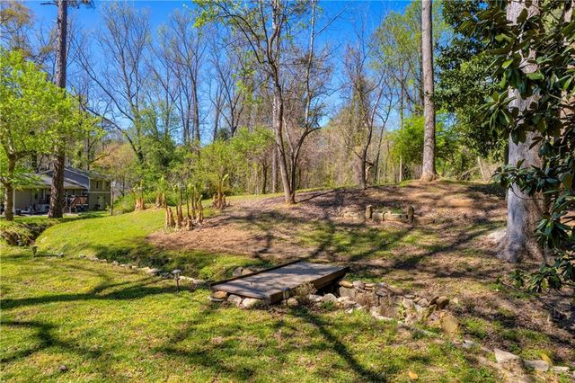 2035 Beecher Rd, Atlanta, GA 30311