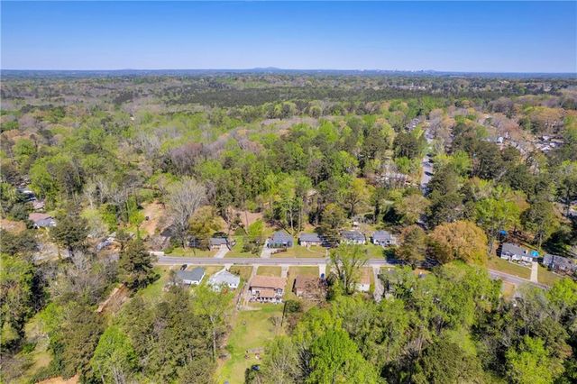 2035 Beecher Rd, Atlanta, GA 30311