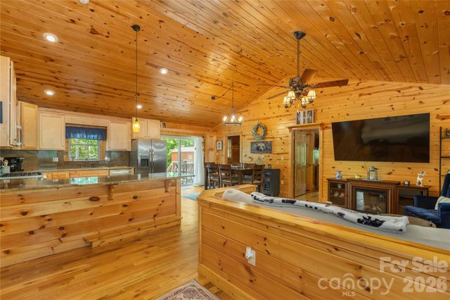 134 Quebec Trail, Bostic, NC 28018
