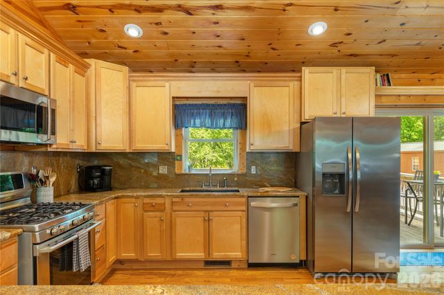 134 Quebec Trail, Bostic, NC 28018