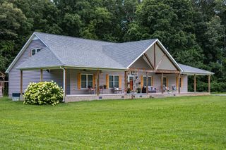 362 Lakeview St, Manchester, TN 37355