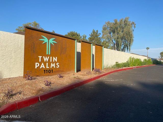 1101 S SYCAMORE -- 207, Mesa, AZ 85202