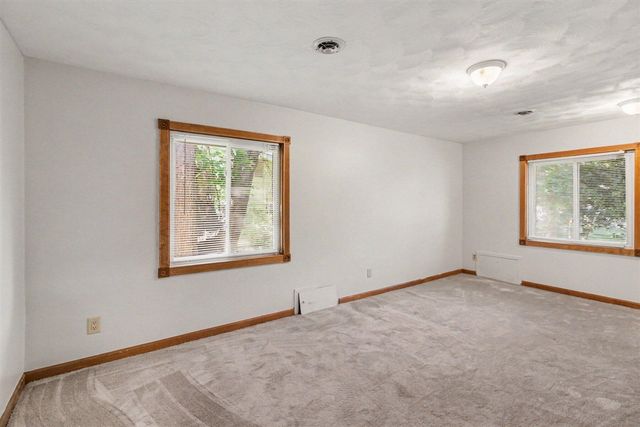 9425 Lamont Street, Livonia, MI 48150