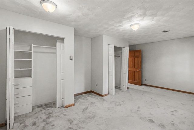 9425 Lamont Street, Livonia, MI 48150