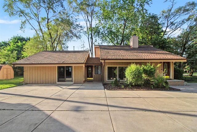 9425 Lamont Street, Livonia, MI 48150