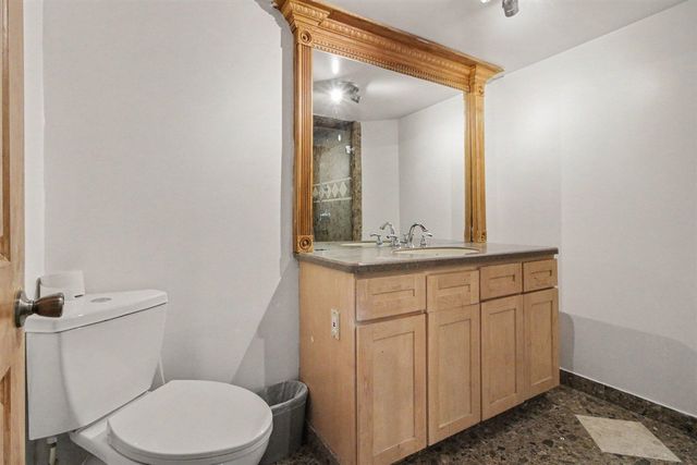 9425 Lamont Street, Livonia, MI 48150