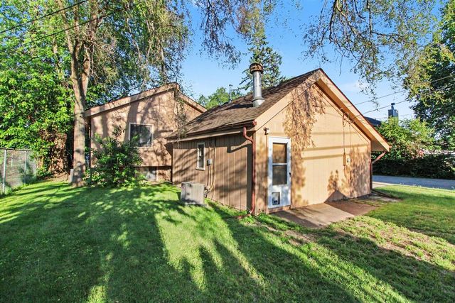 9425 Lamont Street, Livonia, MI 48150