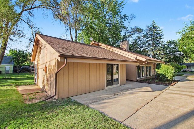 9425 Lamont Street, Livonia, MI 48150