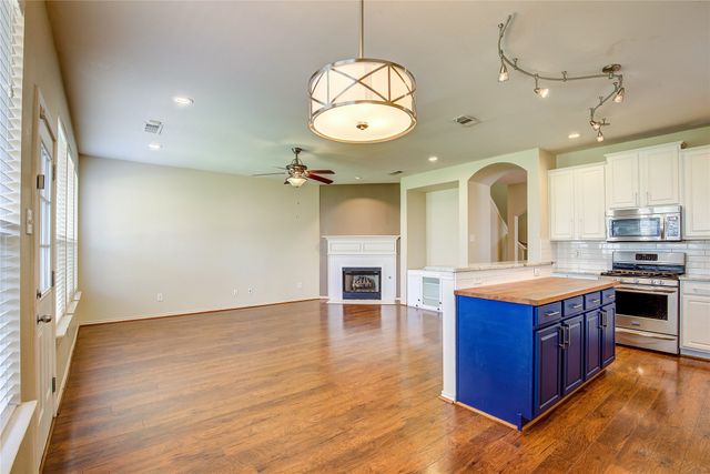 4537 Chris Drive, Fort Worth, TX 76244