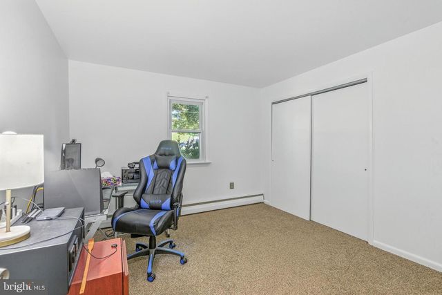 746 W HOFFECKER RD, Pottstown, PA 19465