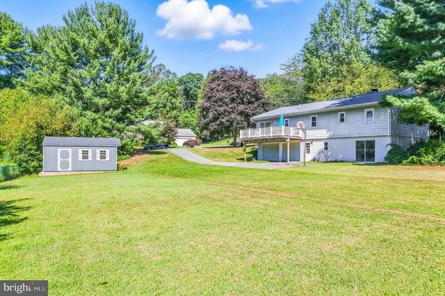 746 W HOFFECKER RD, Pottstown, PA 19465