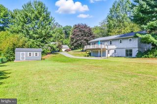 746 W HOFFECKER RD, Pottstown, PA 19465