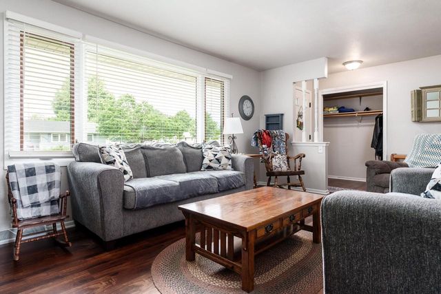1437 S Chatham Street, Janesville, WI 53546
