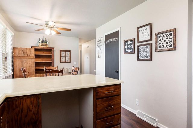 1437 S Chatham Street, Janesville, WI 53546