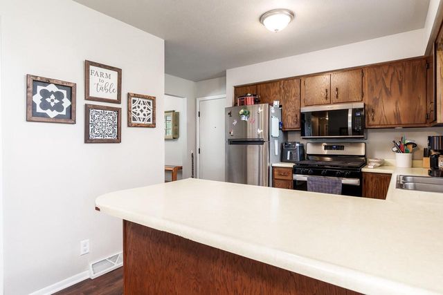 1437 S Chatham Street, Janesville, WI 53546