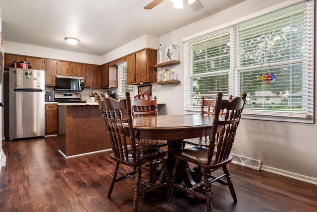 1437 S Chatham Street, Janesville, WI 53546