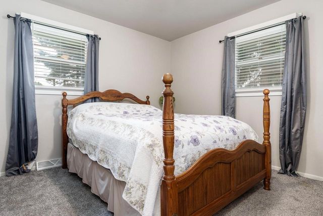1437 S Chatham Street, Janesville, WI 53546