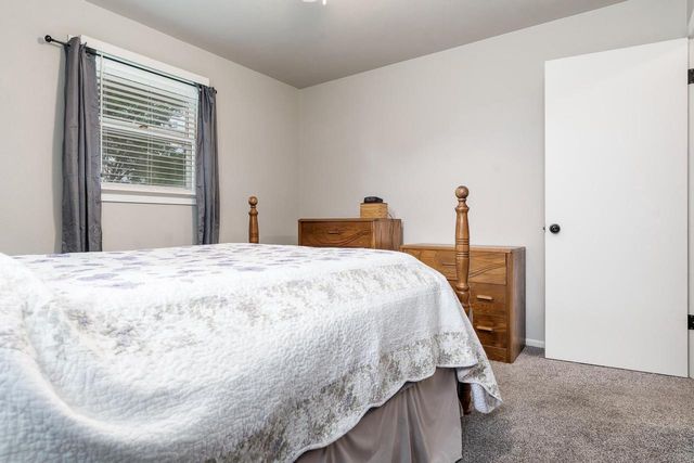 1437 S Chatham Street, Janesville, WI 53546
