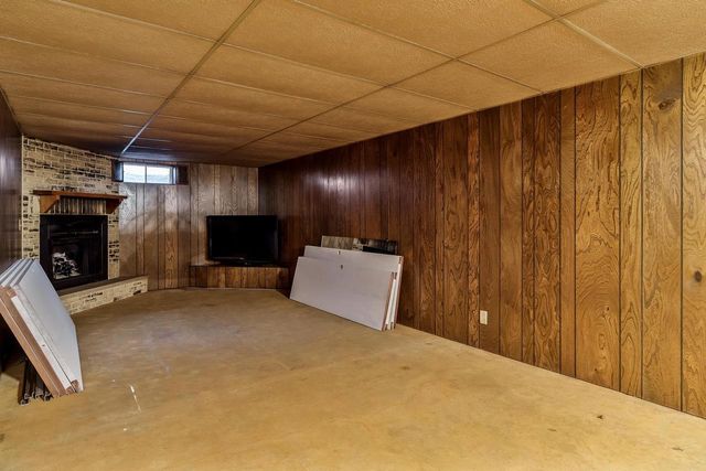 1437 S Chatham Street, Janesville, WI 53546