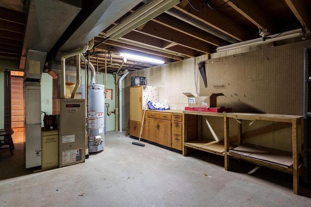 1437 S Chatham Street, Janesville, WI 53546