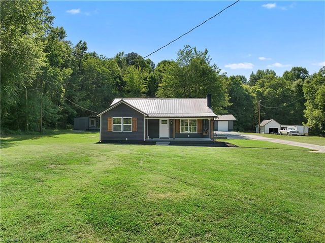 242 Hub Everhart Road, Thomasville, NC 27360