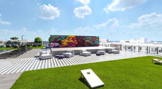 434 N ORANGE AVENUE, Orlando, FL 32801