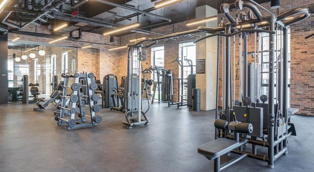 434 N ORANGE AVENUE, Orlando, FL 32801