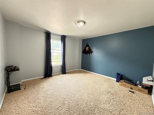 15584 Timbers Edge Drive, Clinton Township, MI 48035