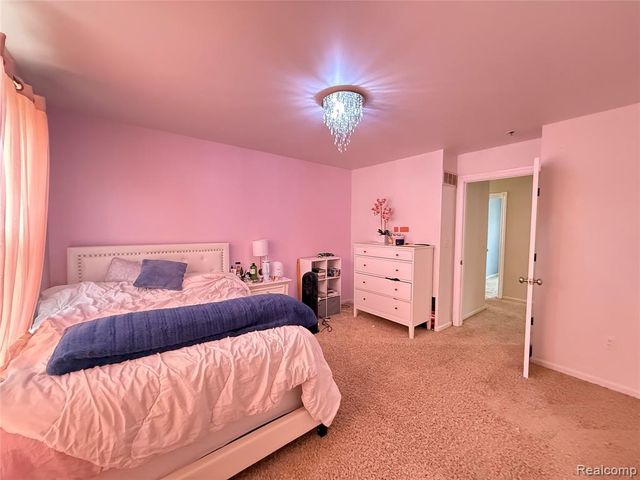 15584 Timbers Edge Drive, Clinton Township, MI 48035