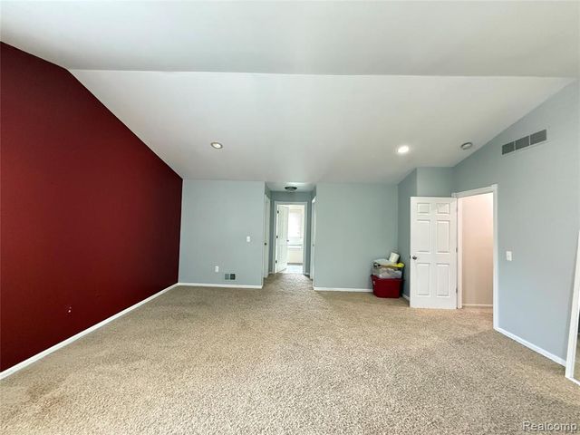 15584 Timbers Edge Drive, Clinton Township, MI 48035