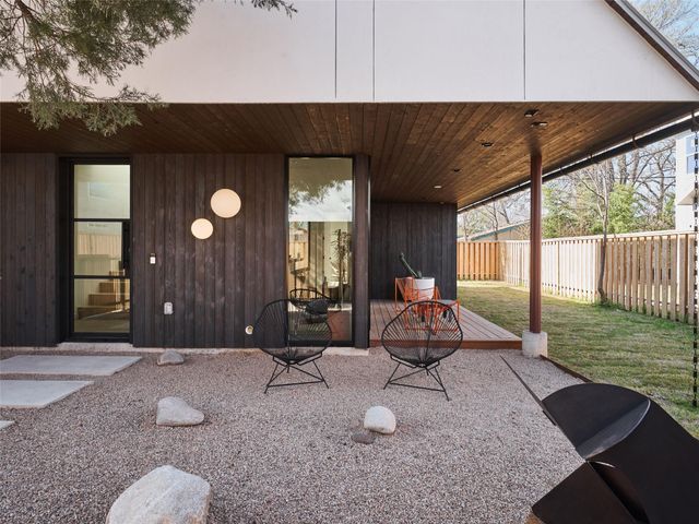 1000 Gullett ST 2, Austin, TX 78702