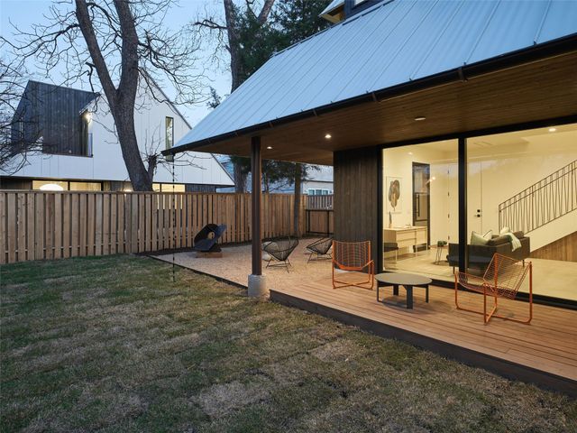 1000 Gullett ST 2, Austin, TX 78702