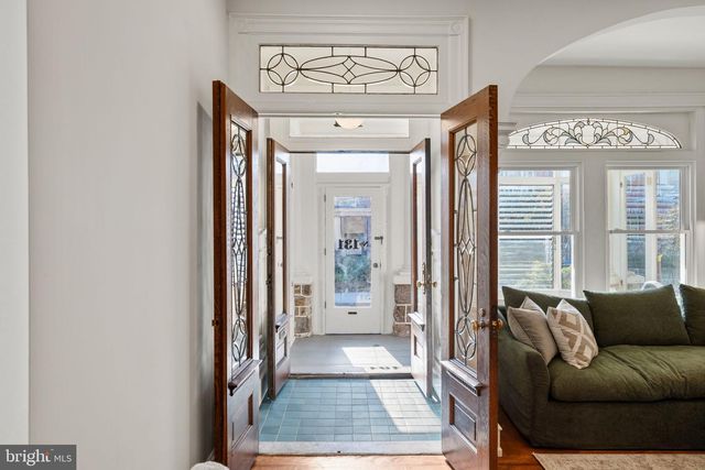 131 W ABBOTTSFORD AVE, Philadelphia, PA 19144