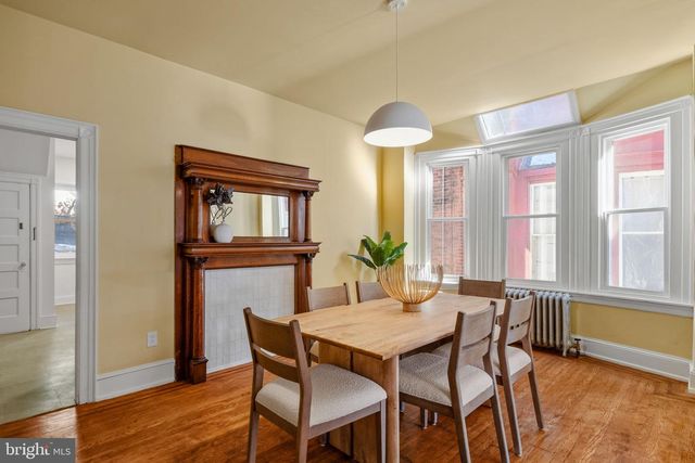 131 W ABBOTTSFORD AVE, Philadelphia, PA 19144