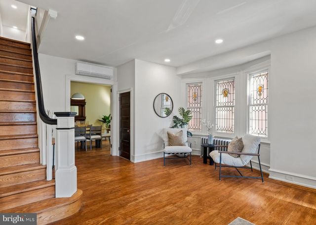 131 W ABBOTTSFORD AVE, Philadelphia, PA 19144