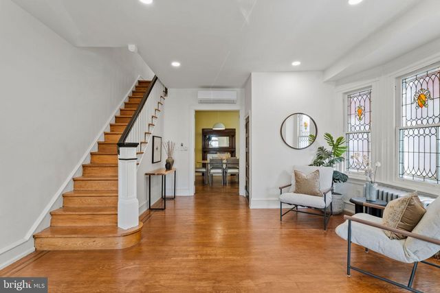 131 W ABBOTTSFORD AVE, Philadelphia, PA 19144