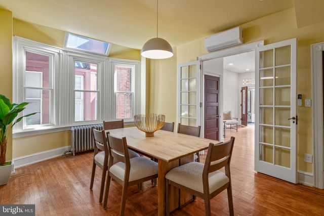 131 W ABBOTTSFORD AVE, Philadelphia, PA 19144