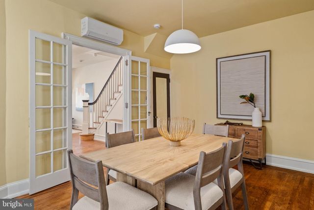 131 W ABBOTTSFORD AVE, Philadelphia, PA 19144