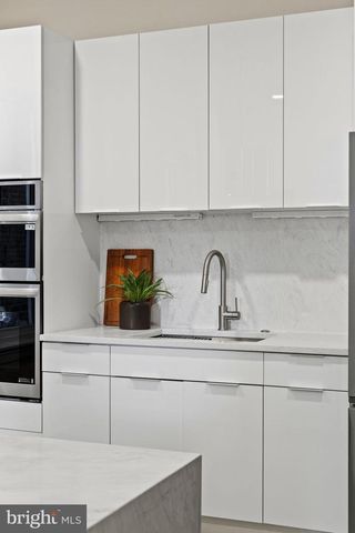 131 W ABBOTTSFORD AVE, Philadelphia, PA 19144