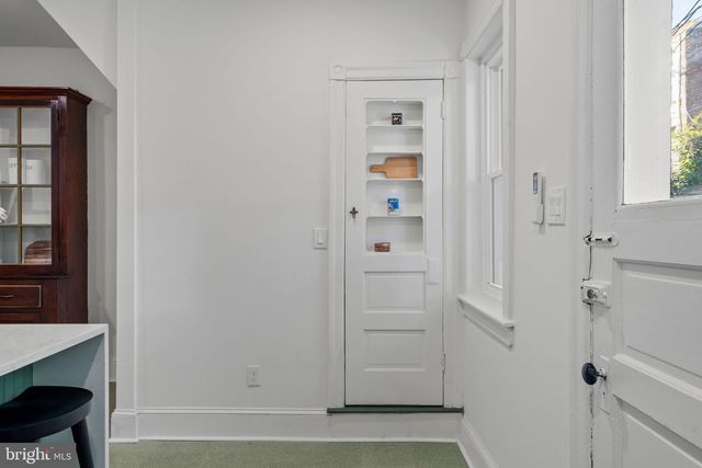 131 W ABBOTTSFORD AVE, Philadelphia, PA 19144