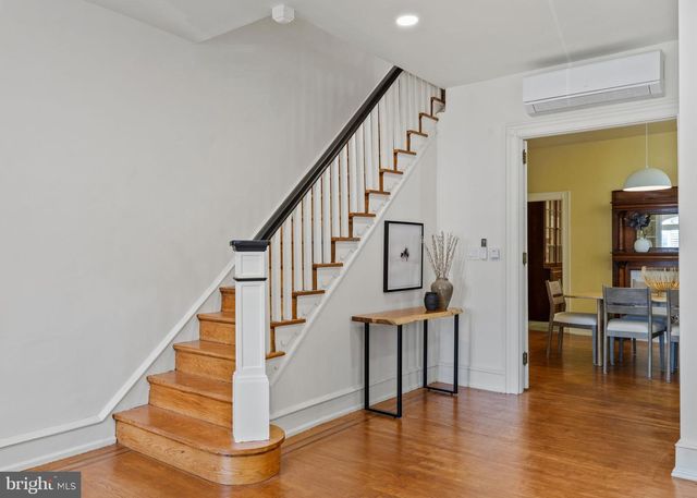 131 W ABBOTTSFORD AVE, Philadelphia, PA 19144