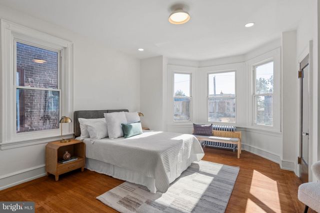 131 W ABBOTTSFORD AVE, Philadelphia, PA 19144