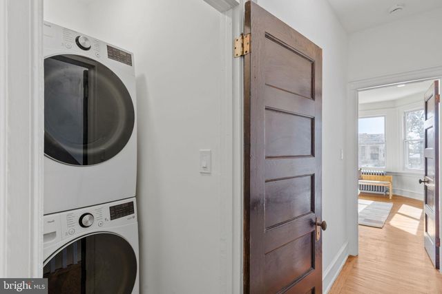 131 W ABBOTTSFORD AVE, Philadelphia, PA 19144