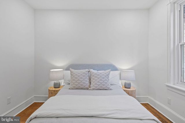 131 W ABBOTTSFORD AVE, Philadelphia, PA 19144