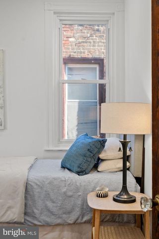 131 W ABBOTTSFORD AVE, Philadelphia, PA 19144