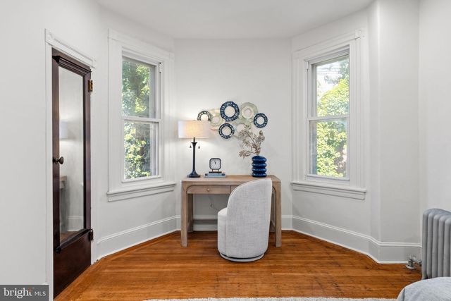 131 W ABBOTTSFORD AVE, Philadelphia, PA 19144